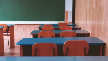 Photo of Empty Class Room. Photo by Dids via pexels.